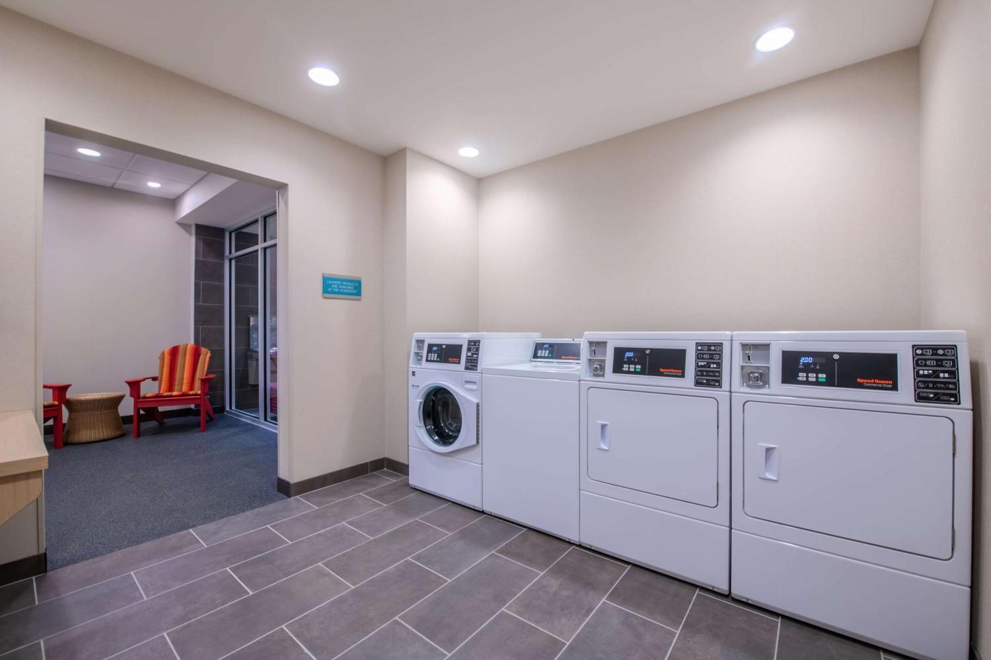 Home2 Suites By Hilton Kingsland Εξωτερικό φωτογραφία